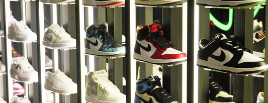 SNEAKERS