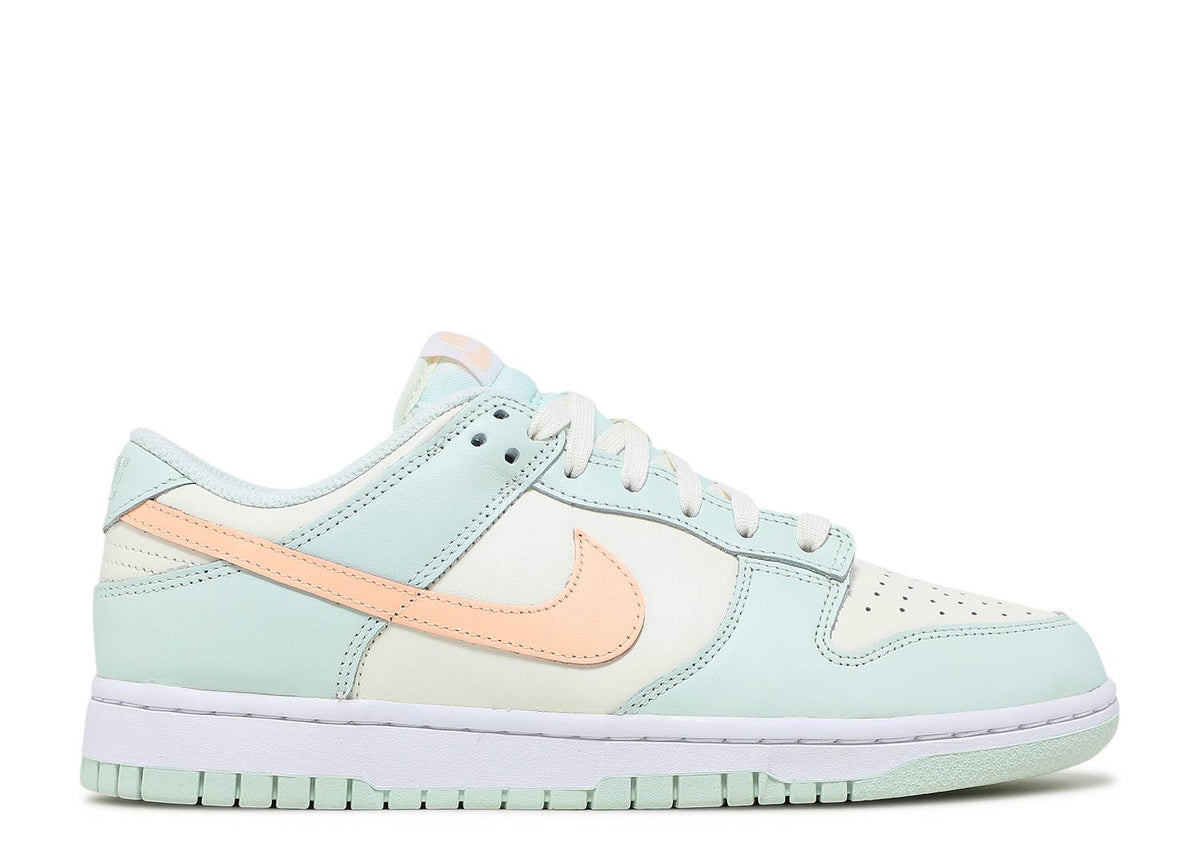 Nike Dunk Low "Barely Green" (W)