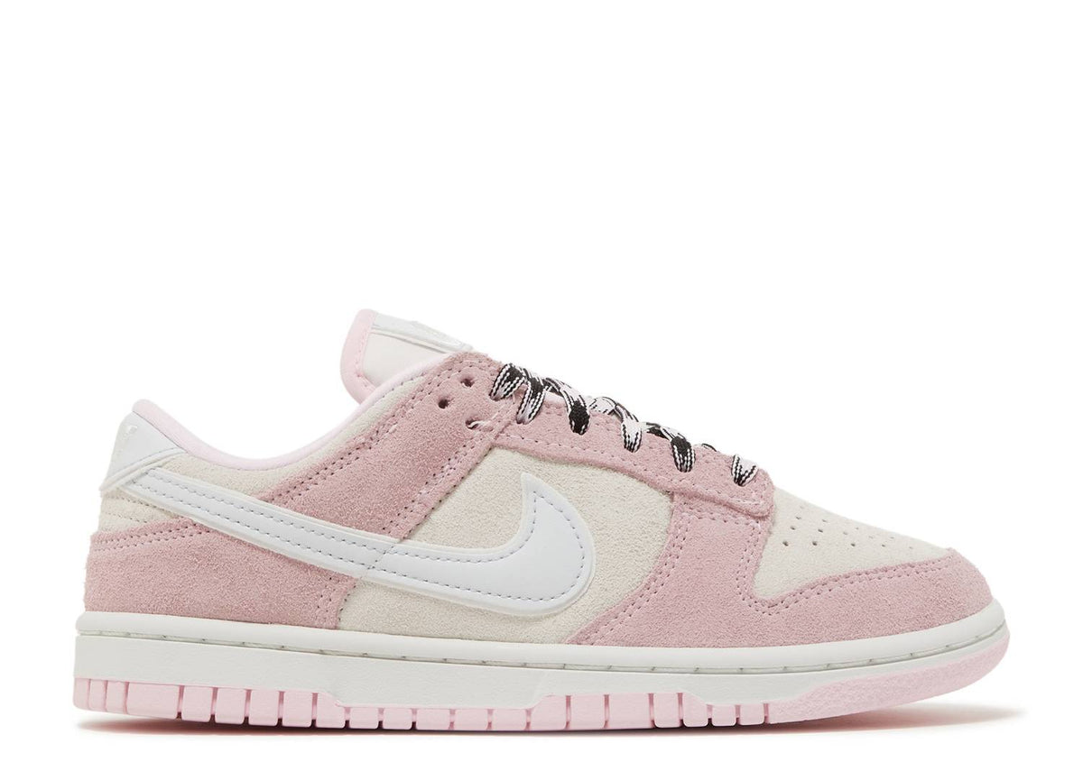 Nike Dunk Low LX "Pink Foam" (W)